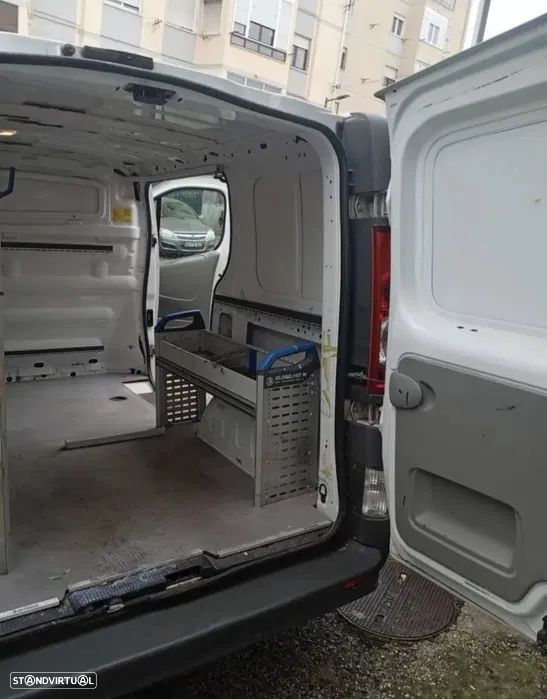 Renault TRAFIC - 6