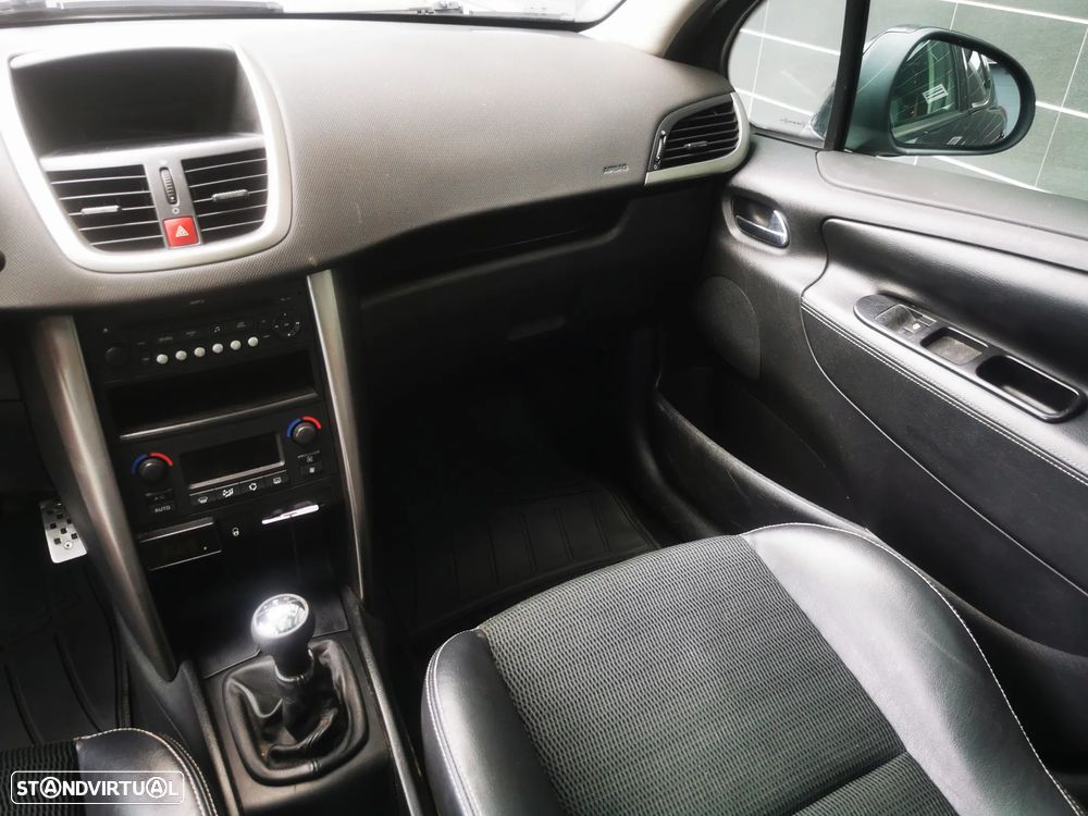 Peugeot 207 SW 1.6 HDi Outdoor FAP - 20