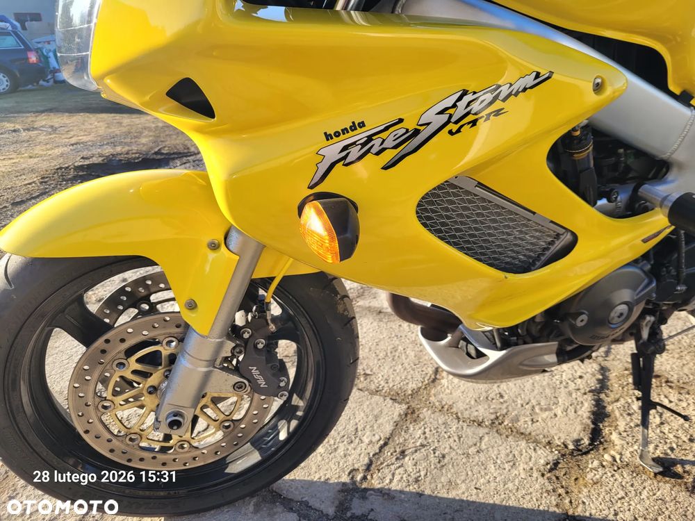 Honda VTR - 27
