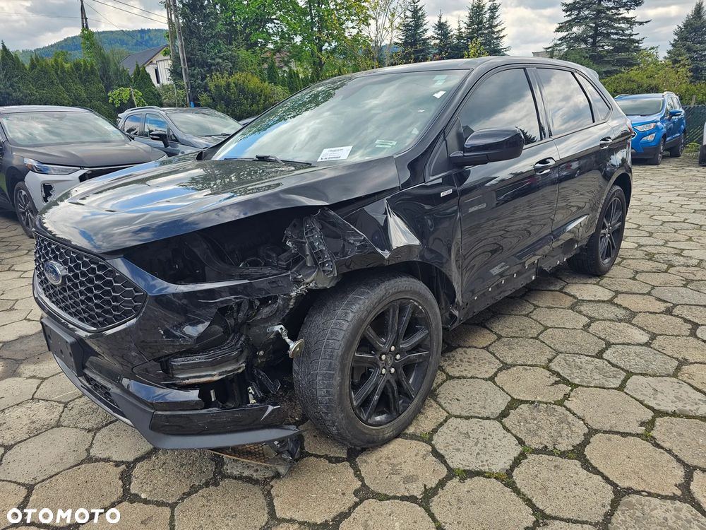 Ford Edge - 8