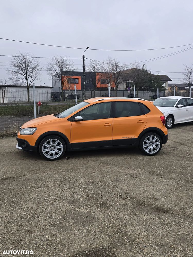 Volkswagen Polo 1.6 TDI Cross - 3