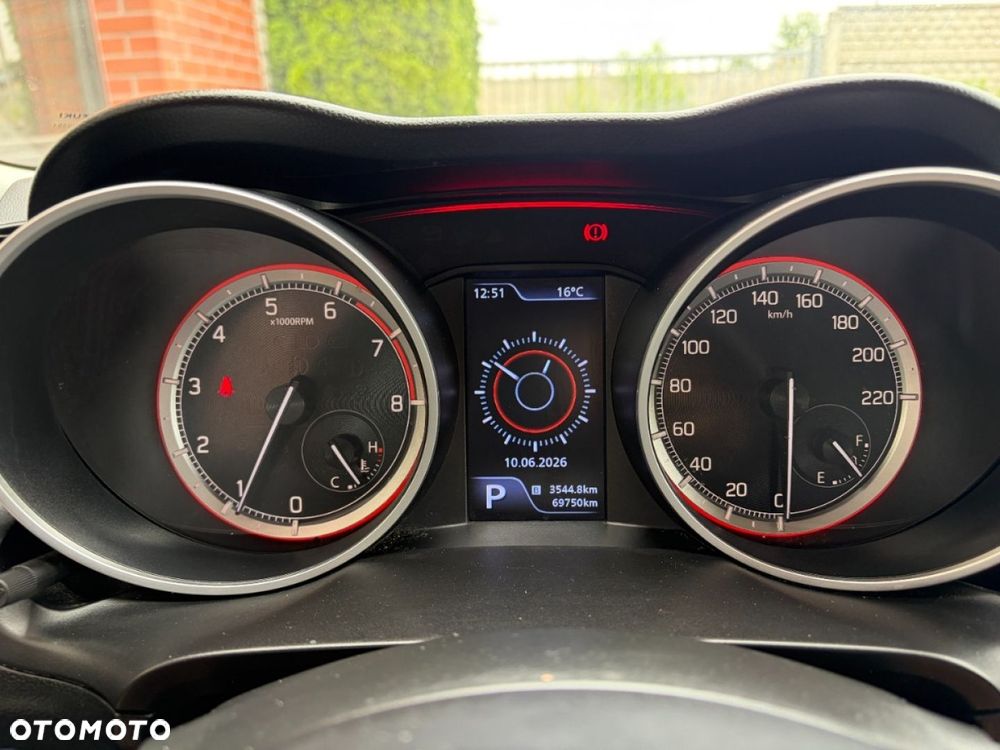 Suzuki Swift - 10