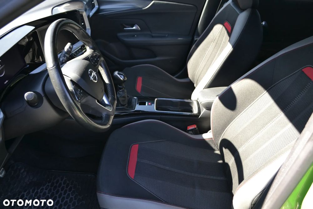 Opel Mokka 1.2 T GS Line Plus S&S - 24