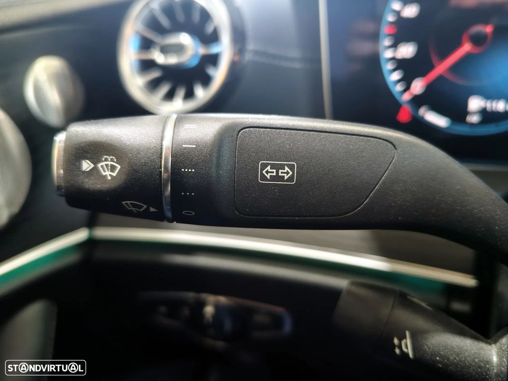 Mercedes-Benz E 200 AMG Line - 30