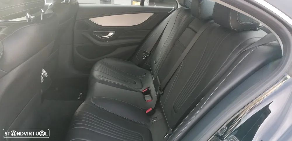 Mercedes-Benz CLS 400 d 4Matic 9G-TRONIC AMG Line - 27
