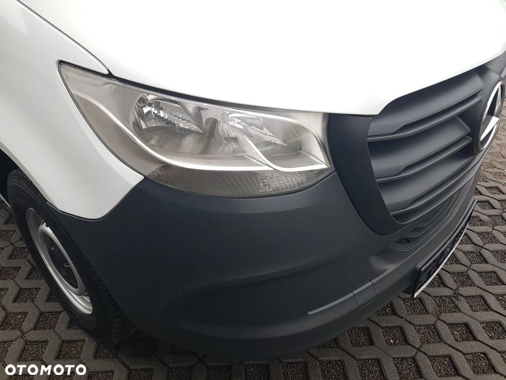 Mercedes-Benz Sprinter 8EP KONTENER 4,21x2,15x2,30 KLIMA 314CDI MANUAL 6-BIEGÓW - 26