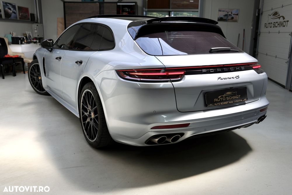 Porsche Panamera 4S Sport Turismo - 2
