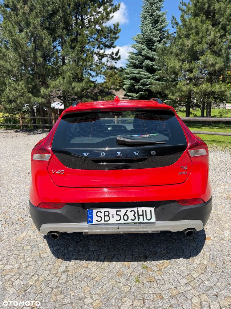 Volvo V40 Cross Country T4 AWD Ocean Race - 10
