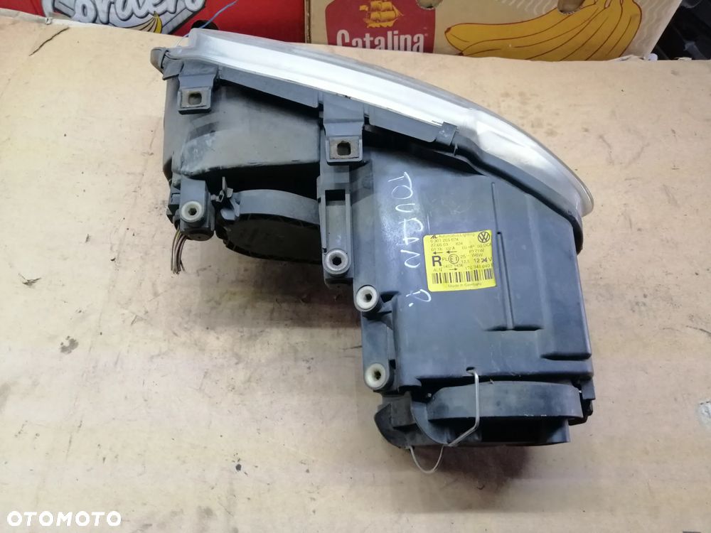 Volkswagen Touran Caddy lampy przód Xenon komplet - 16