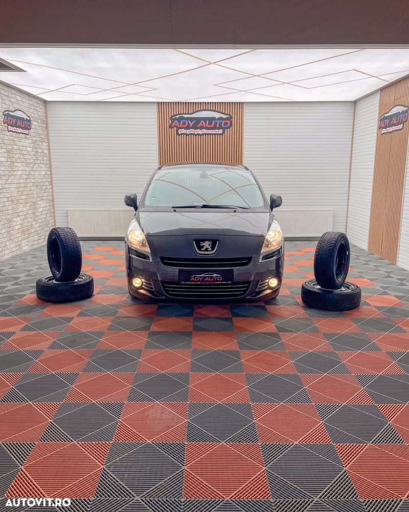 Peugeot 5008 1.6 HDI Confort Pack - 2