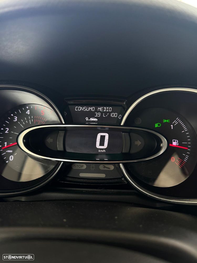 Renault Clio Sport Tourer 1.5 dCi Limited - 29