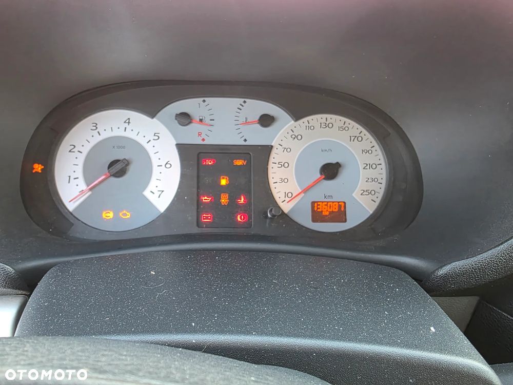 Renault Thalia 1.2 16V All Inclusive Euro5 - 8