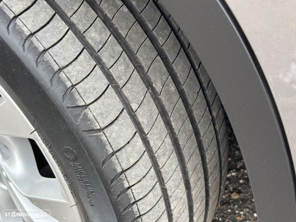 BMW X1 18 d sDrive - 31