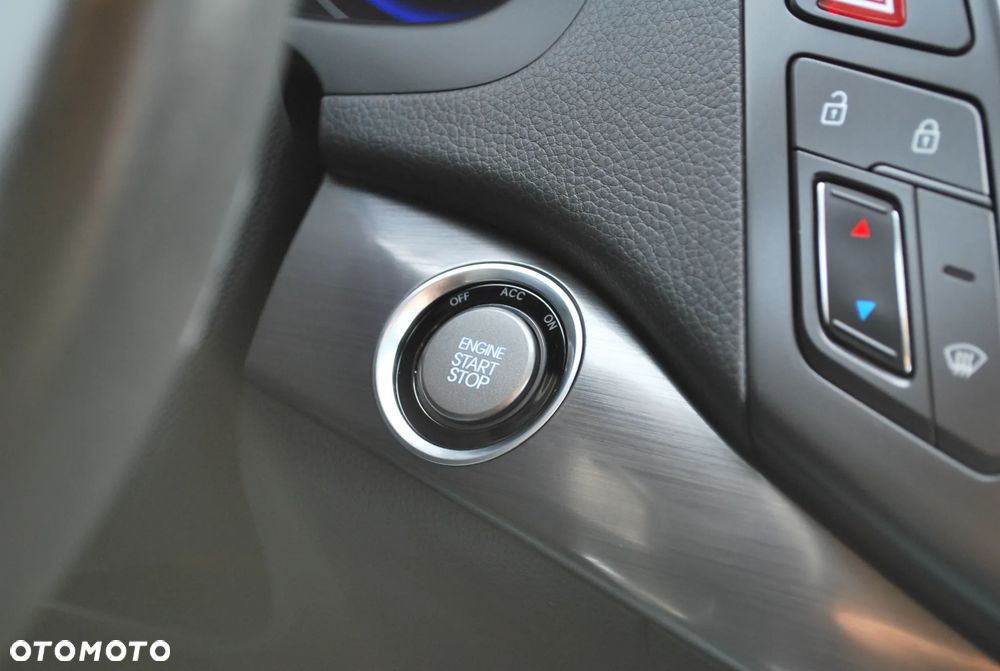 Hyundai i40 Kombi 2.0 Automatik Premium - 31