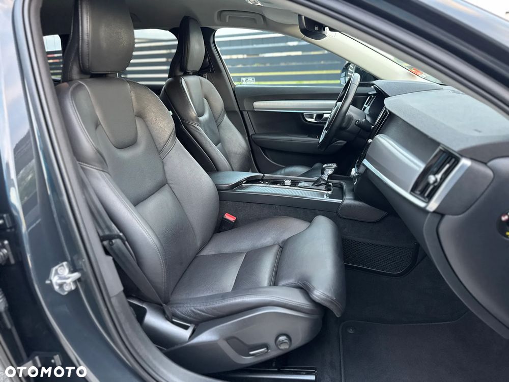Volvo V90 - 30