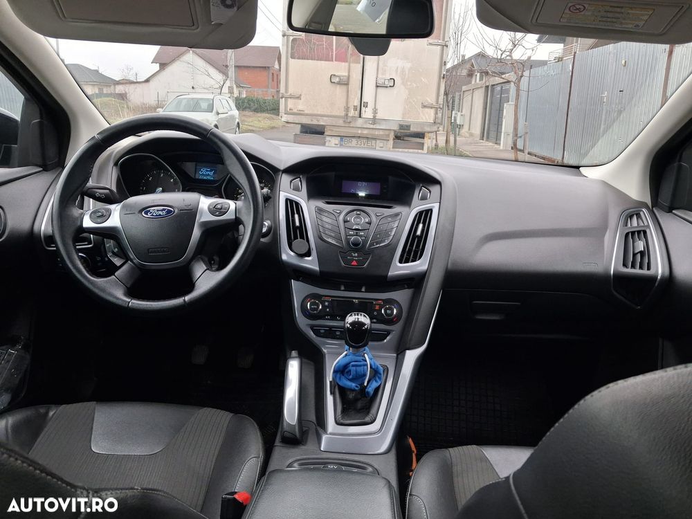 Ford Focus 1.6 TDCI DPF Titanium - 5