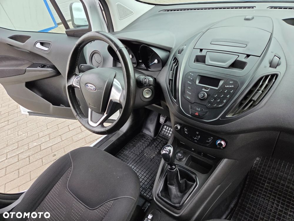 Ford Transit Courier Trend - 21
