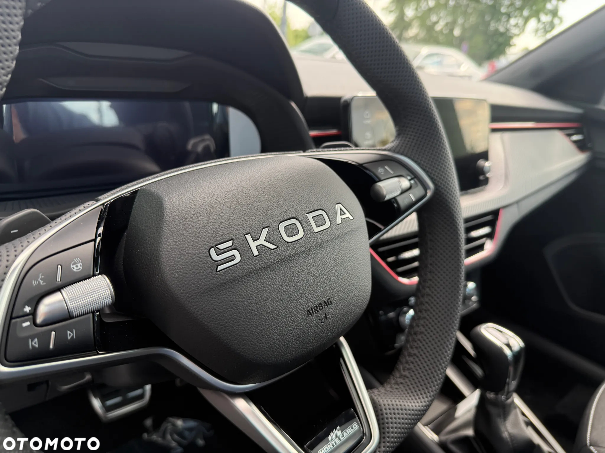 Skoda Kamiq 1.5 TSI Monte Carlo DSG - 11