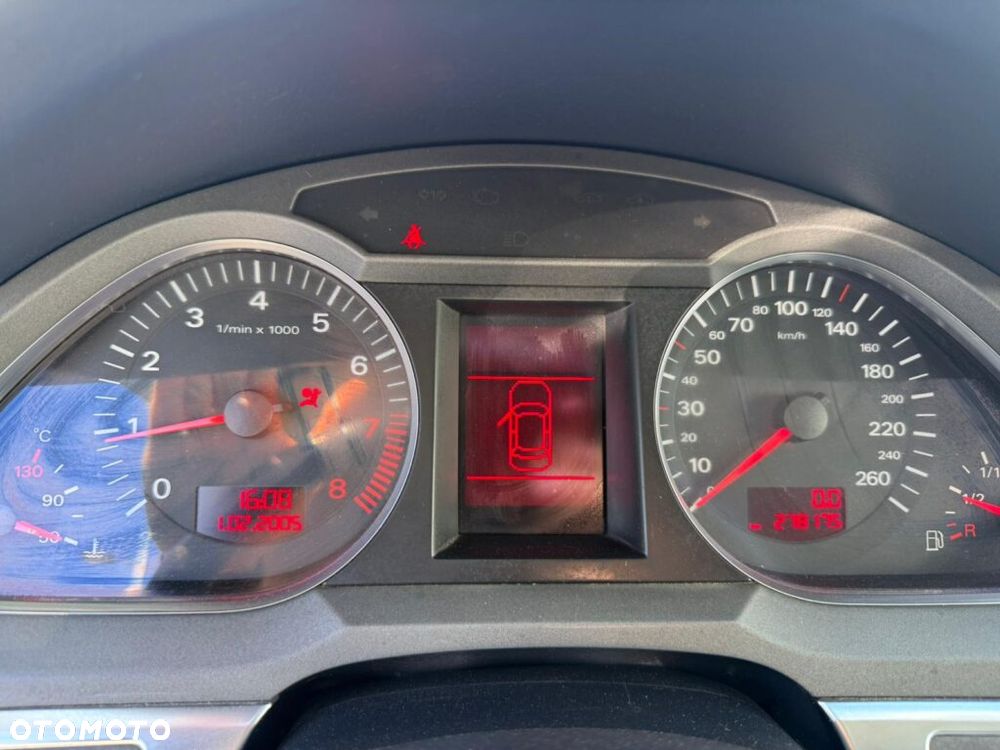 Audi A6 Limousine 2.4 - 6