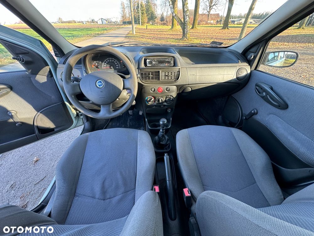 Fiat Punto 1.2 8V - 11