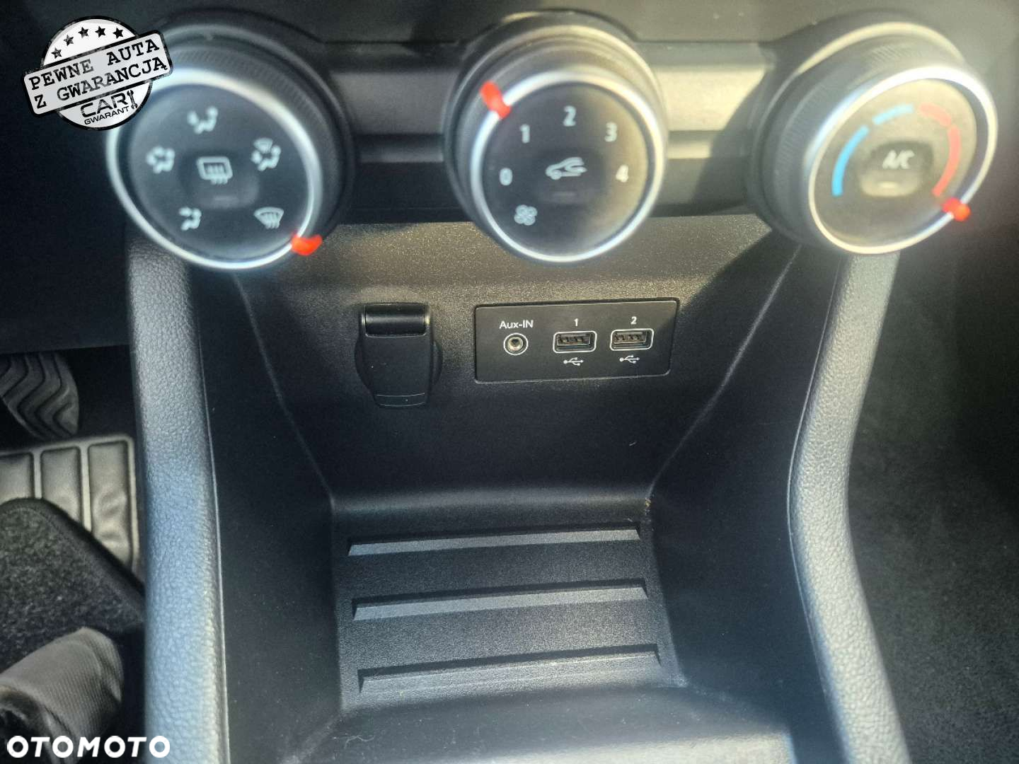 Renault Clio - 25