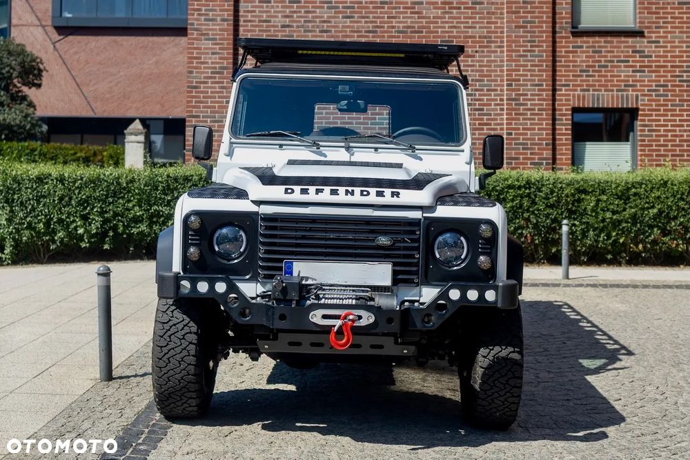 Land Rover Defender 2.2 TD4 E - 6