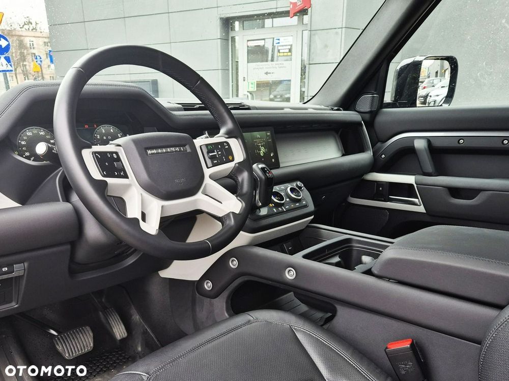 Land Rover Defender 90 P400 SE - 19