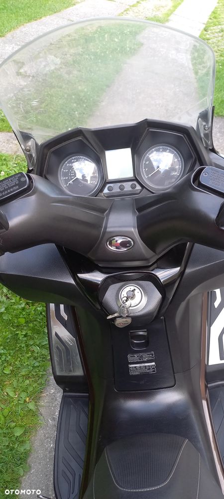 Kymco Downtown - 6
