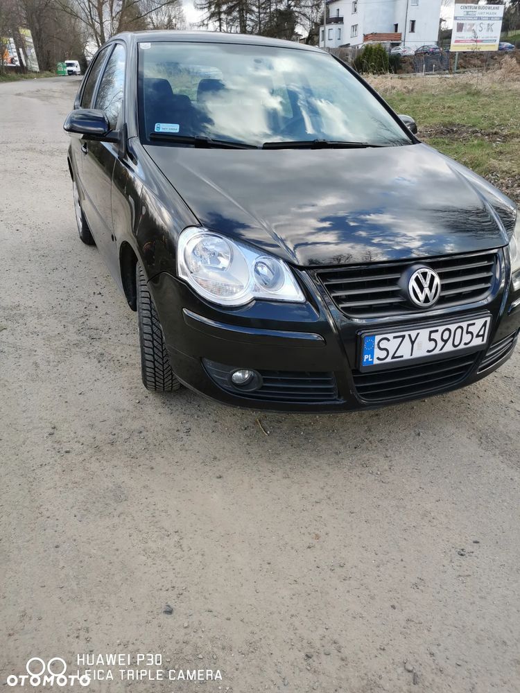 Volkswagen Polo 1.2 Comfortline - 1