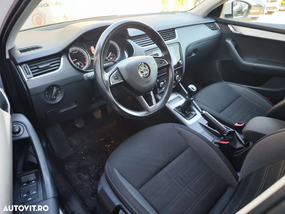 Skoda Octavia 1.6 TDI Ambition - 9