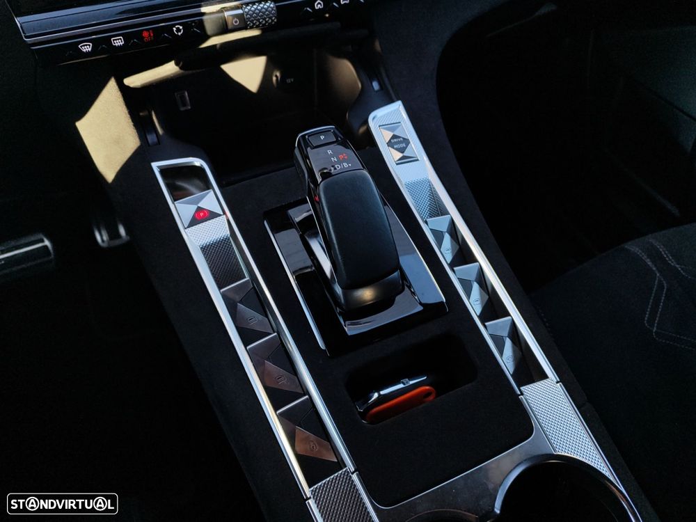 DS DS7 E-Tense Performance Line EAT8 - 27