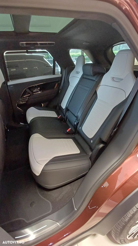 Land Rover Range Rover Sport - 11