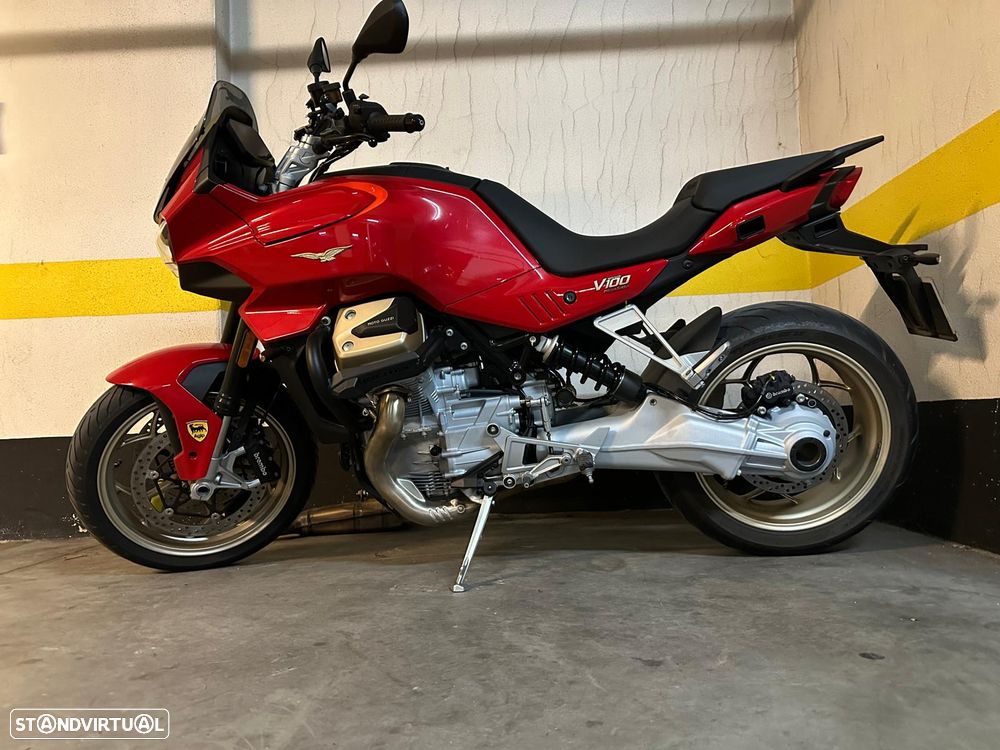 Moto Guzzi V100 - 2