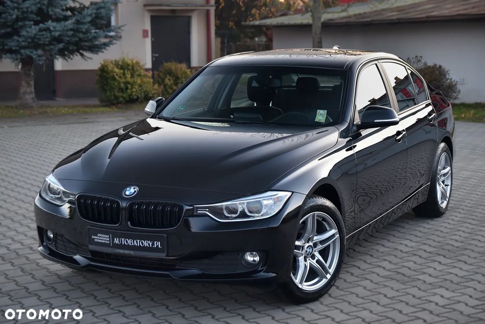 BMW Seria 3 318d - 22