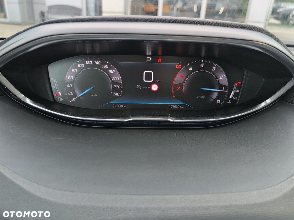 Peugeot 5008 1.2 PureTech Active Pack S&S EAT8 - 30
