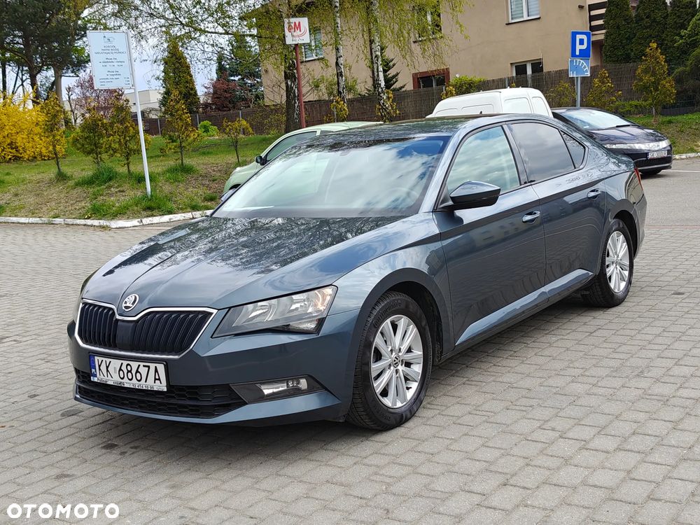 Skoda Superb 1.8 TSI Ambition - 38