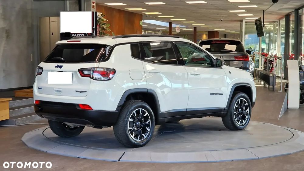 Jeep Compass 1.3 T-GDI 4xe Automatik Trailhawk - 5