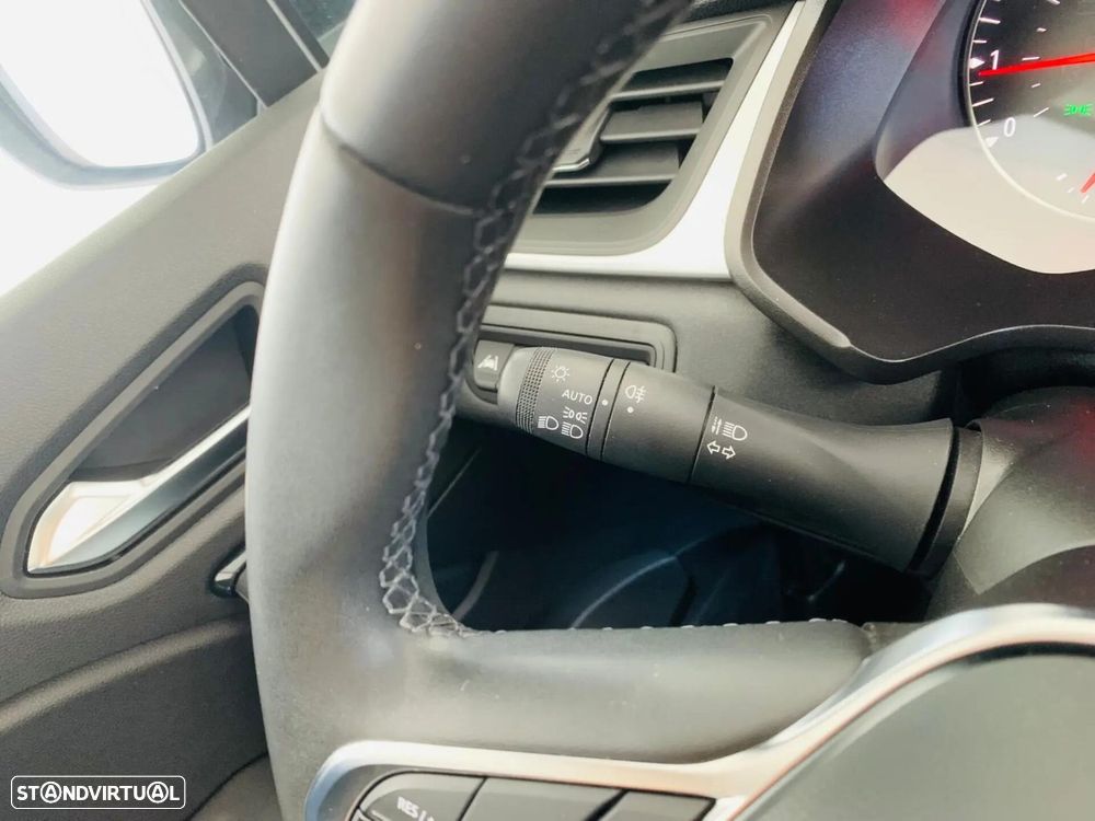 Renault Captur - 13