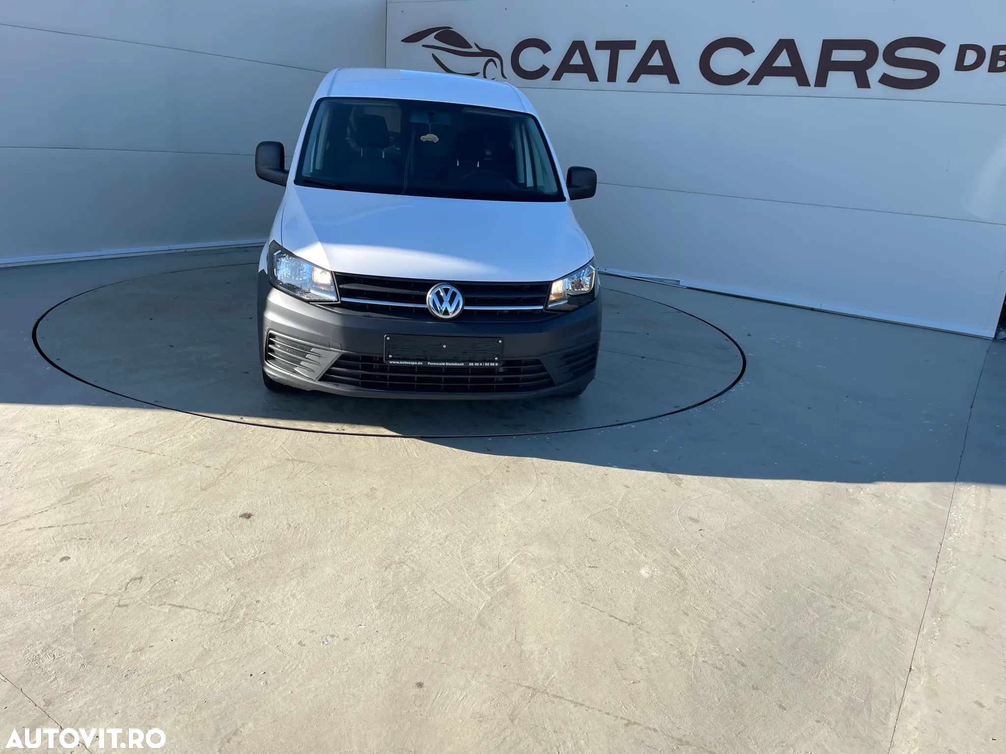 Volkswagen Caddy Maxi 2.0TDI - 1