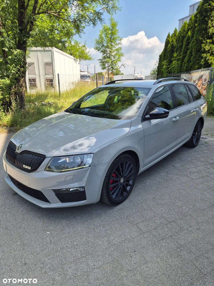 Skoda Octavia 2.0 TDI DSG RS - 1
