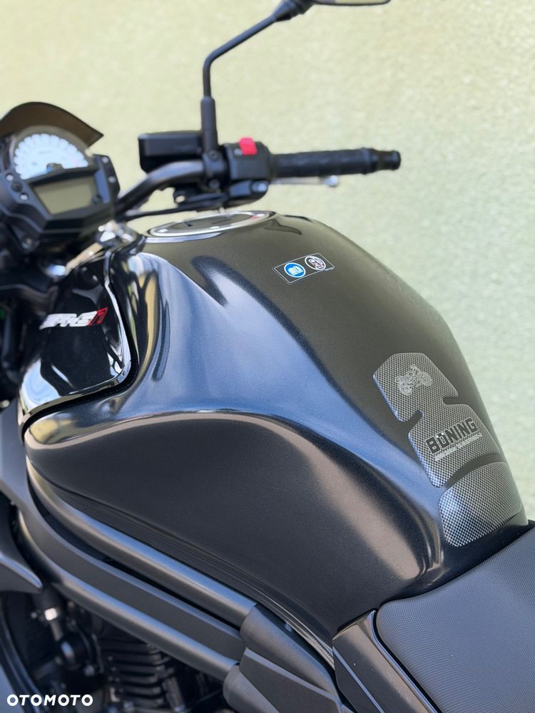 Kawasaki ER - 35