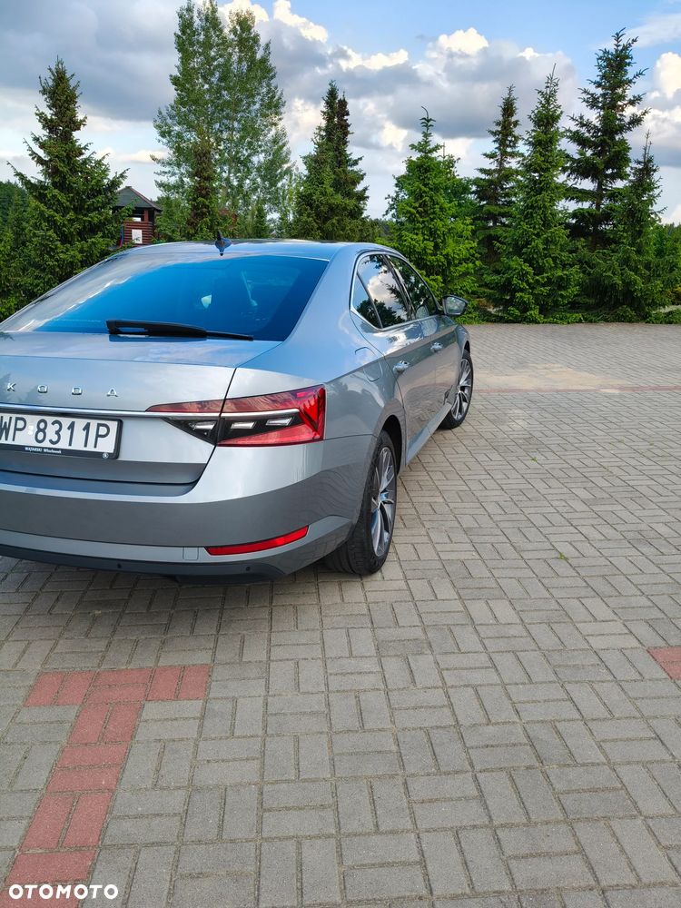 Skoda Superb 2.0 TDI SCR Style DSG - 5