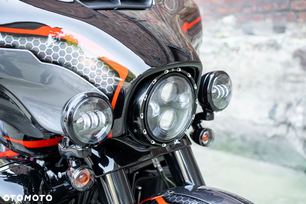 Harley-Davidson Tri Glide - 15
