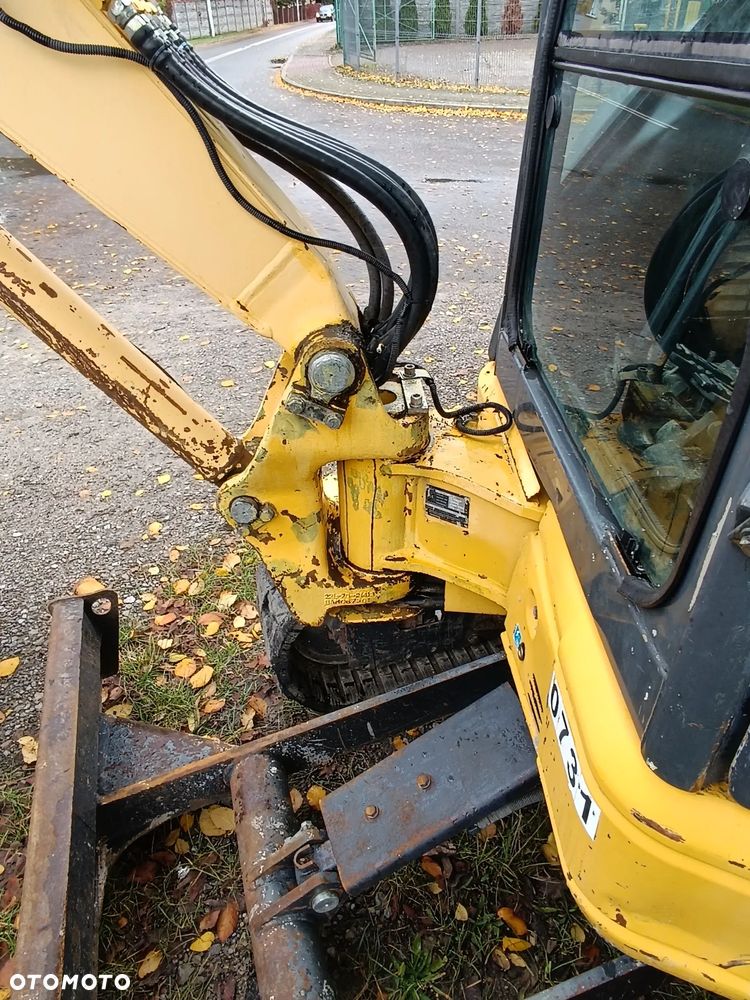 Komatsu PC 27MR - 6