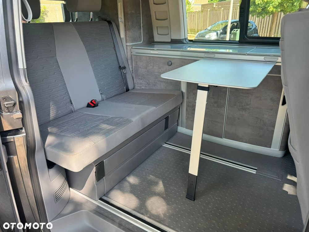 Volkswagen California - 12