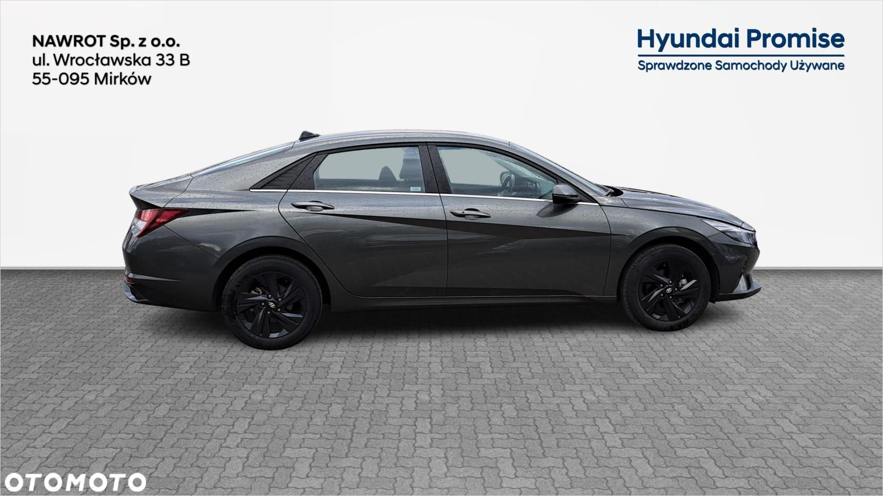 Hyundai Elantra - 8
