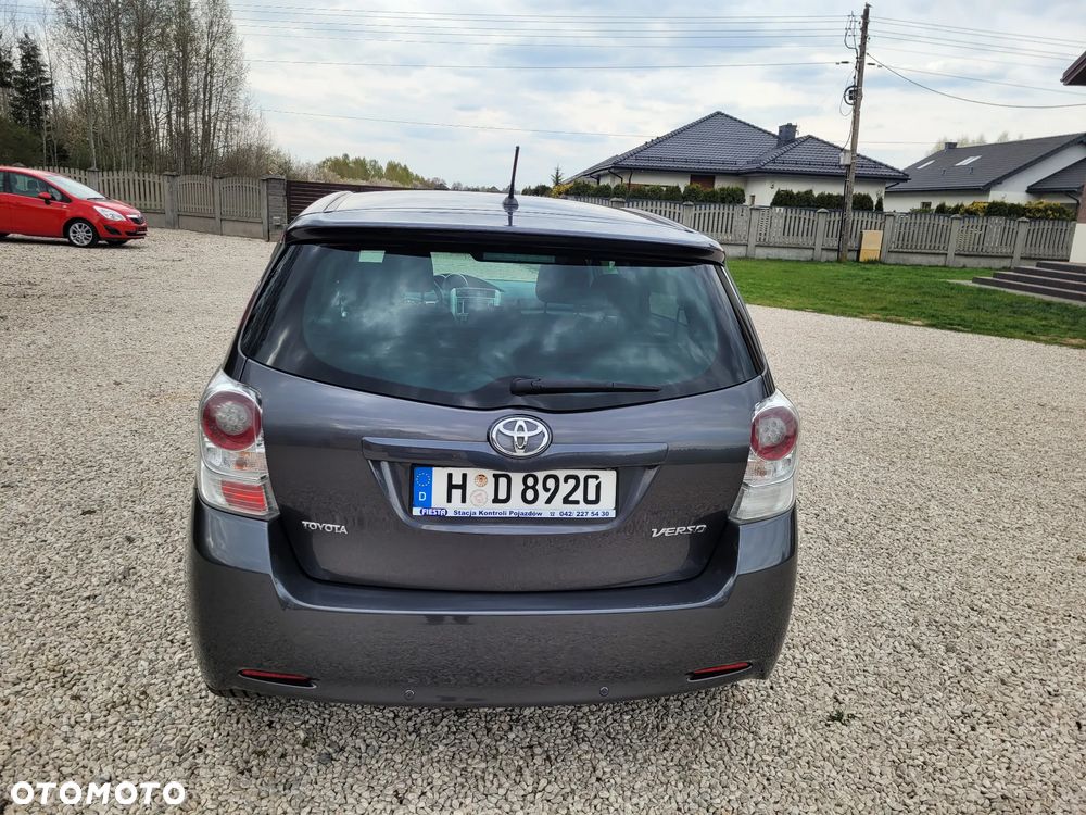 Toyota Verso 1.8 5-Sitzer Life - 10