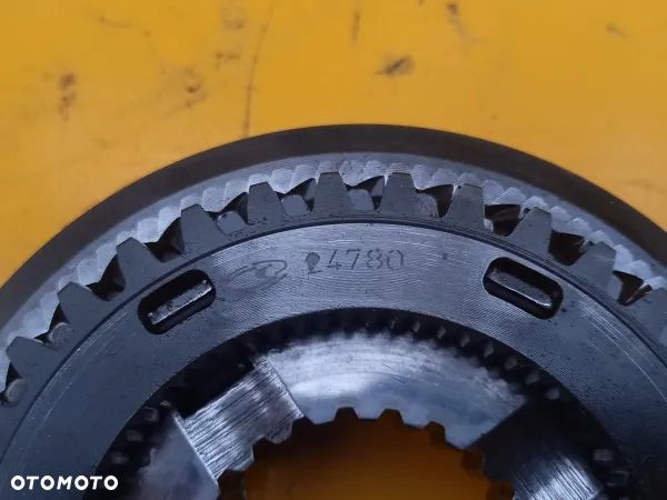 Synchronizator żółw-zając skrzyni Dynashift Massey Ferguson 6180 - 2