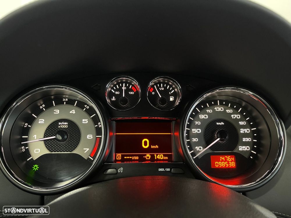 Peugeot RCZ 1.6 THP - 29