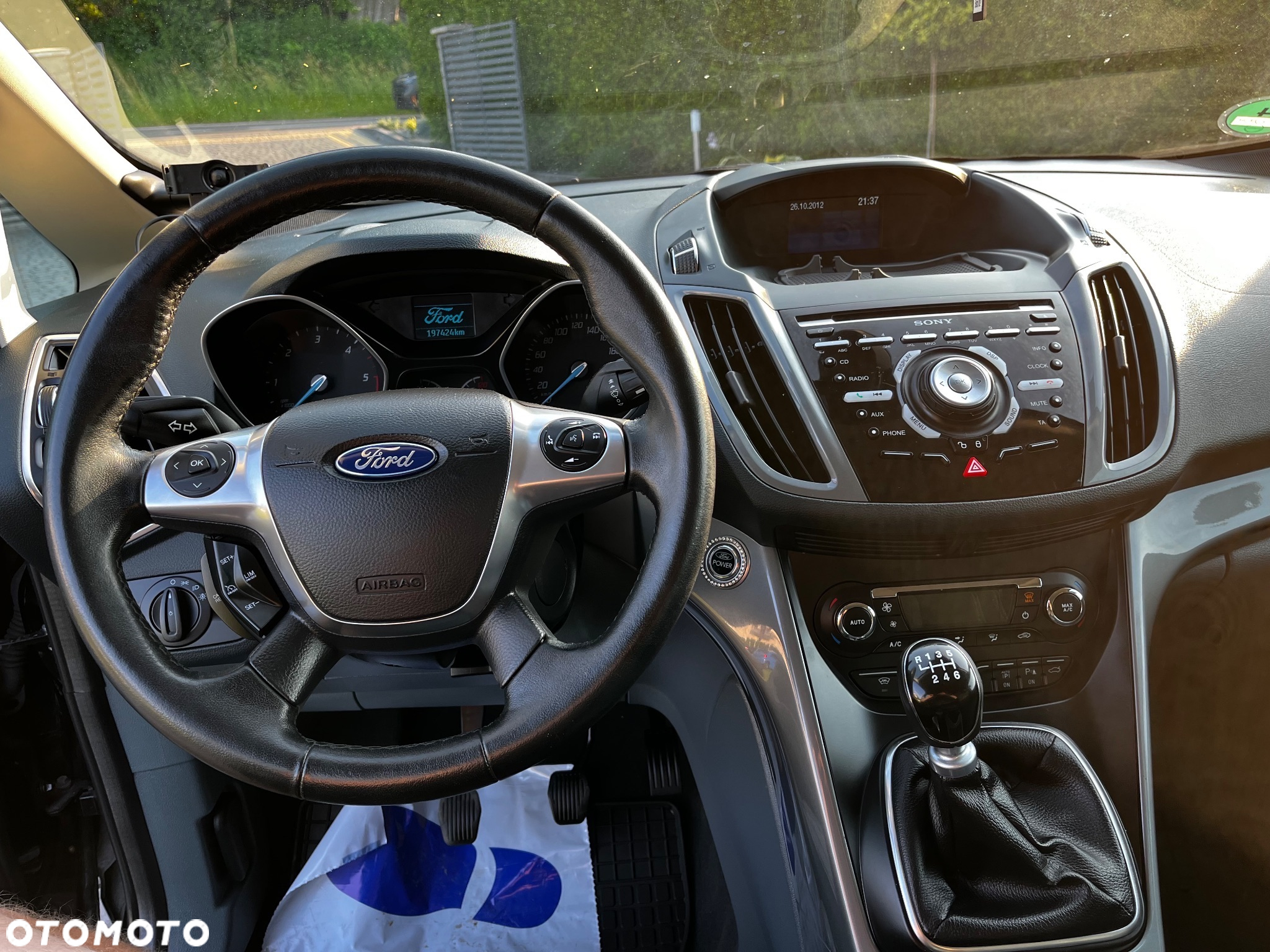 Ford Grand C-MAX - 11